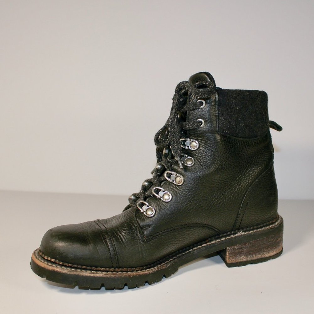 Frye Samantha Hiker Boots Black Leather Quilted Top